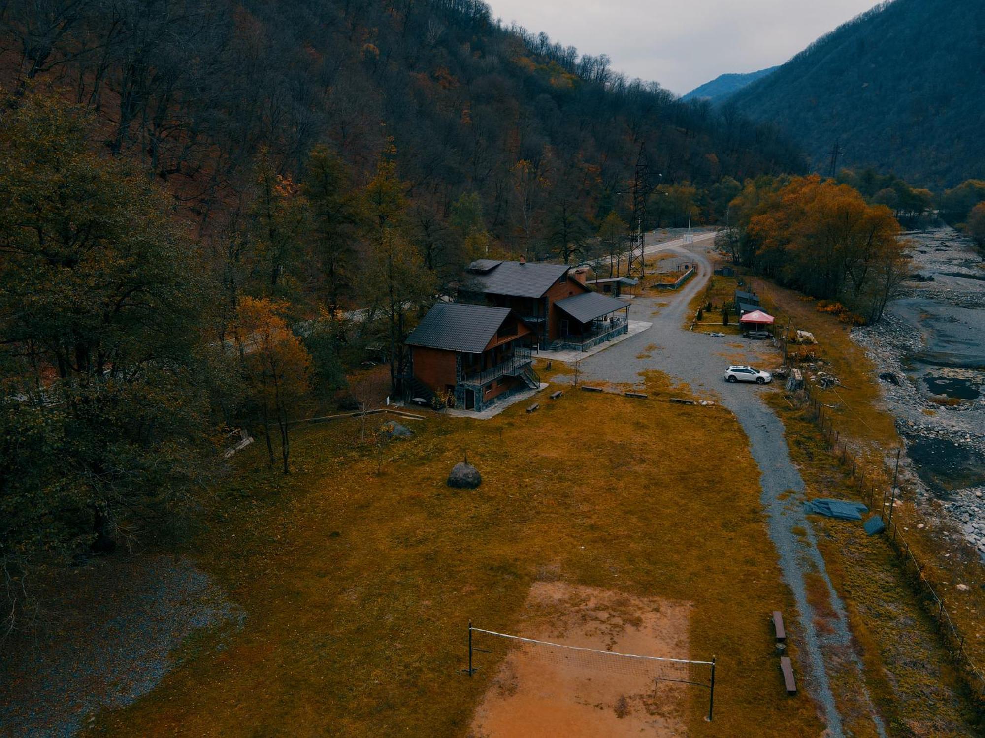 Готель Tourist Complex Khomi Ch'argali Екстер'єр фото