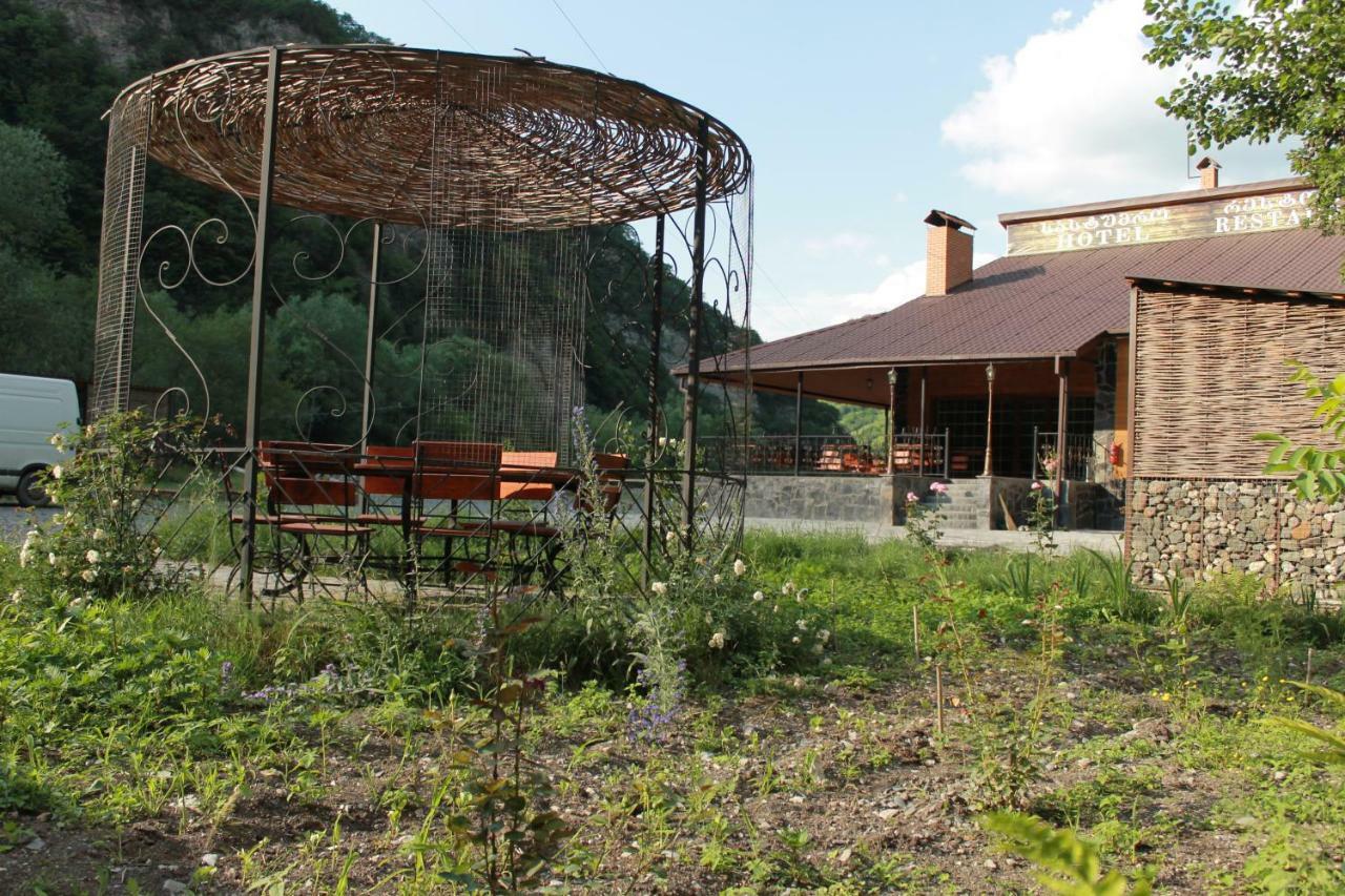Готель Tourist Complex Khomi Ch'argali Екстер'єр фото
